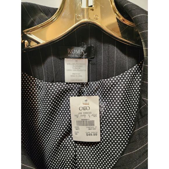 ROMA Vestimenta Cropped Black Pin Striped Blazer Sholder Pads Size 18 Business - Picture 2 of 7